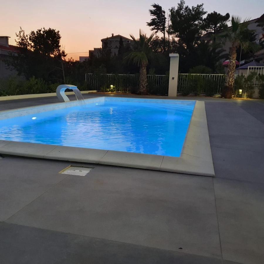 Villa Aquamarine Apartments 노바야 외부 사진