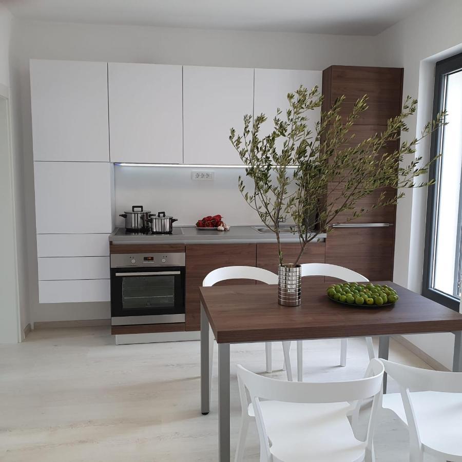 Villa Aquamarine Apartments 노바야 외부 사진