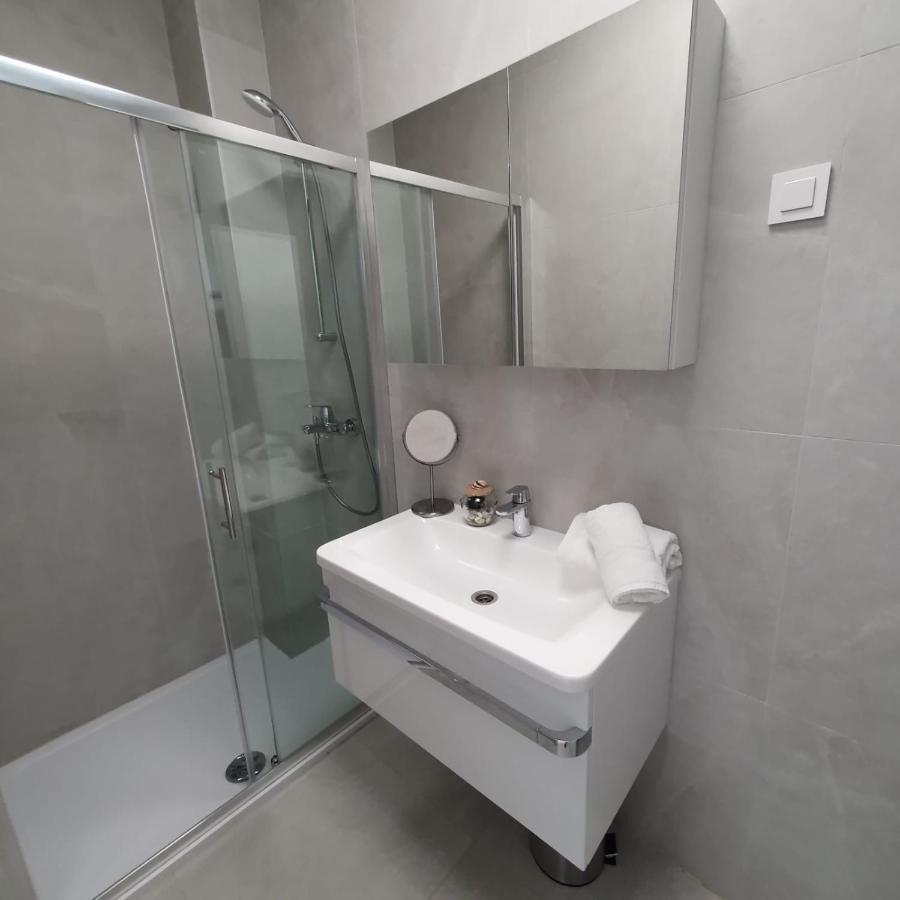 Villa Aquamarine Apartments 노바야 외부 사진