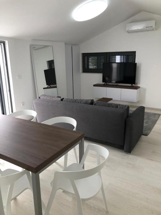 Villa Aquamarine Apartments 노바야 외부 사진