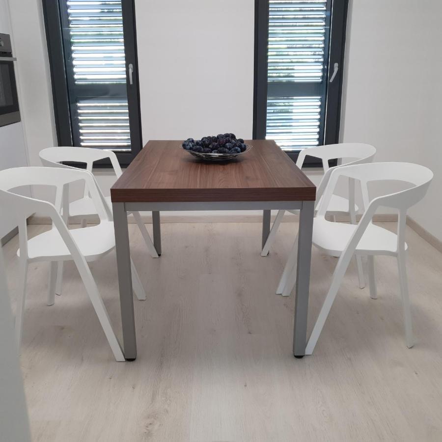 Villa Aquamarine Apartments 노바야 외부 사진