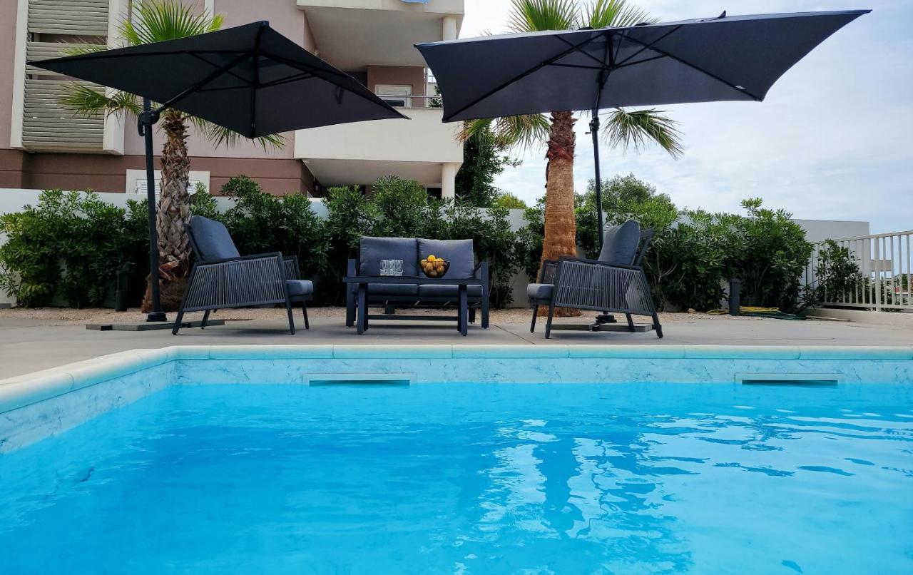 Villa Aquamarine Apartments 노바야 외부 사진