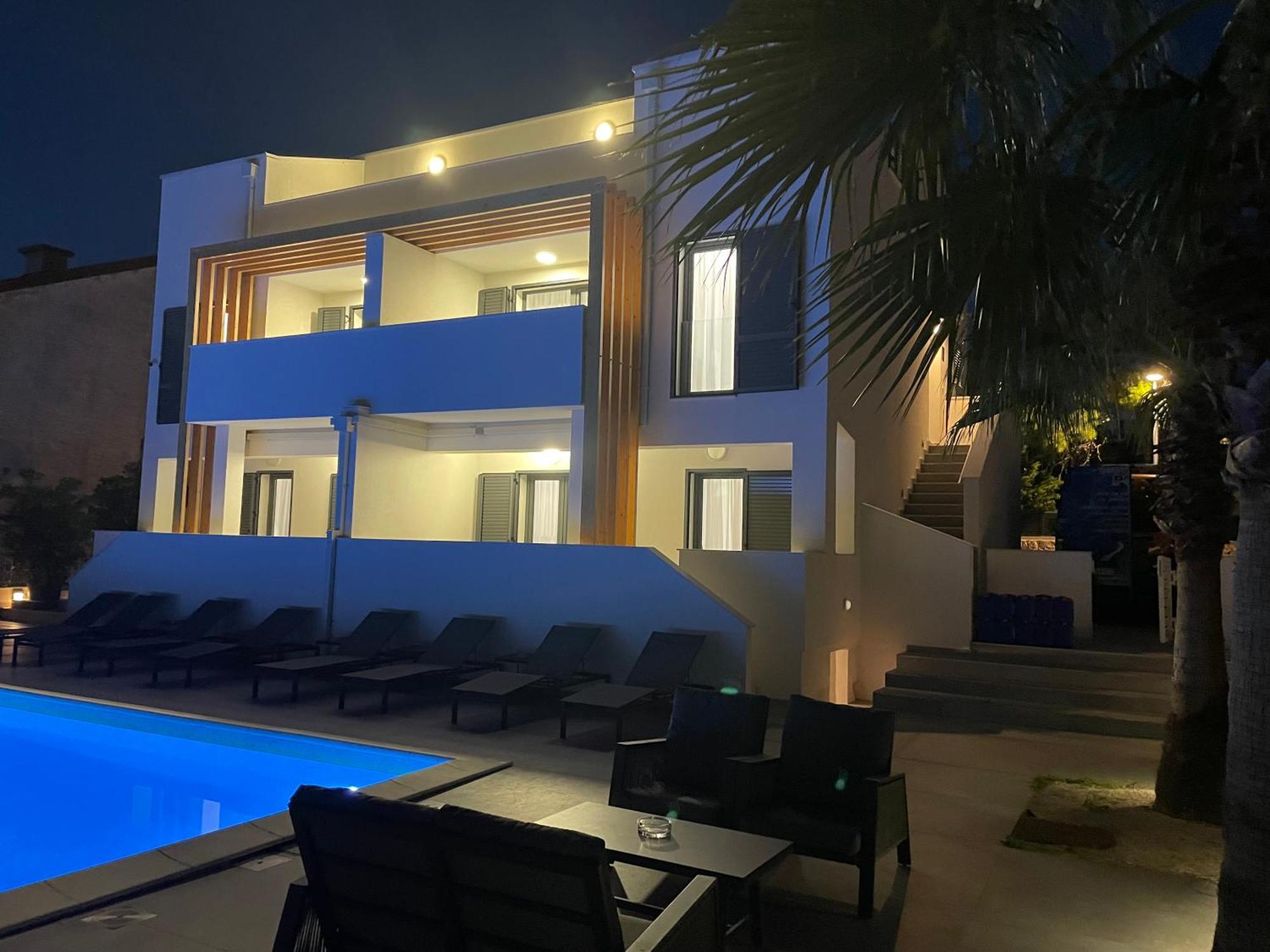 Villa Aquamarine Apartments 노바야 외부 사진